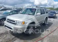 2000 Toyota 4 RUNNER photo