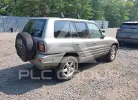 2000 Toyota RAV4 фото