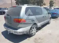 2000 Toyota SIENNA фото