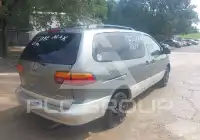 2000 Toyota SIENNA фото