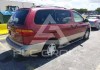 2000 Toyota SIENNA фото