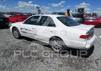 2000 Toyota CAMRY фото