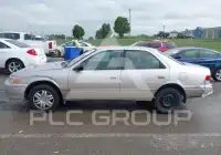 2000 Toyota CAMRY фото