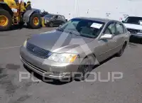 2000 Toyota AVALON photo
