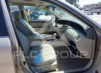 2000 Toyota AVALON photo