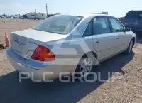 2000 Toyota AVALON photo