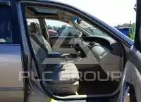 2000 Toyota AVALON photo