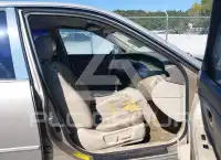 2000 Toyota AVALON фото