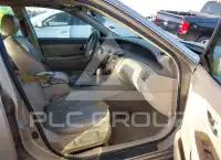 2000 Toyota AVALON photo