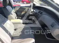 2000 Toyota AVALON photo