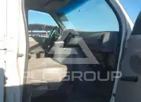 2000 Ford E-150 фото