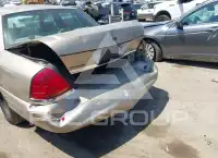 2000 Ford CROWN фото
