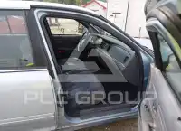 2000 Ford CROWN photo