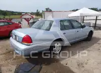 2000 Ford CROWN photo