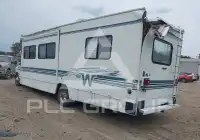 2000 Ford ECONOLINE photo