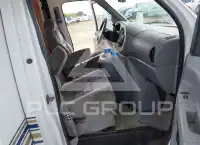 2000 Ford E-450 фото