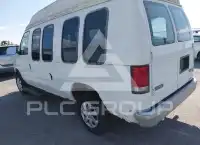 2000 Ford E-250 photo