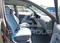 2000 Hyundai Elantra фото