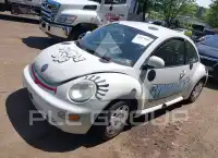 2000 Volkswagen BEETLE photo