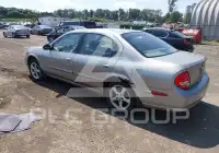 2001 Nissan MAXIMA фото