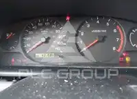 2001 Nissan FRONTIER photo