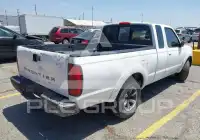 2001 Nissan FRONTIER фото