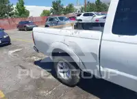 2001 Nissan FRONTIER фото