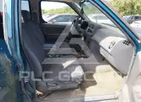 2001 Nissan FRONTIER фото