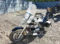 2001 Kawasaki VN1500 photo