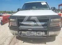 2001 Chevrolet Suburan фото