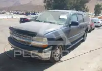 2001 Chevrolet Suburan photo