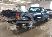 2001 Chevrolet Silverado photo