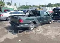 2001 Chevrolet S10 фото