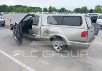 2001 Chevrolet S10 фото