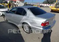 2001 BMW 525 photo