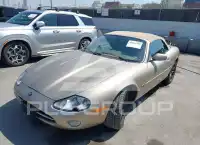 2001 Jaguar XK8 фото