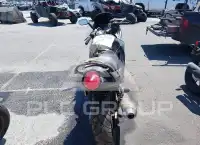 2001 Suzuki GSX фото