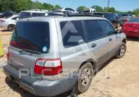 2001 Subaru Forester photo