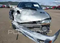 2001 Subaru Impreza фото