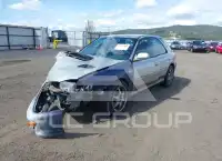 2001 Subaru Impreza фото