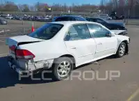 2001 Honda Accord фото