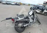 2001 Honda VT600 фото