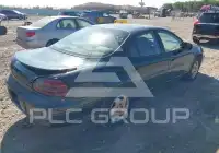 2001 Pontiac GRAND PRIX фото