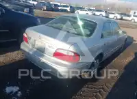 2001 Mazda 626 photo