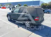 2001 Mercedes Benz ML 320 photo