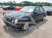 2001 Mercedes Benz E 320 фото