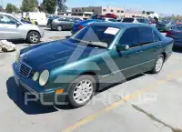 2001 Mercedes Benz E 320 фото