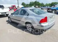 2001 Volvo S60 фото