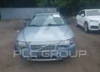2001 Volvo V70 фото