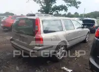 2001 Volvo V70 фото